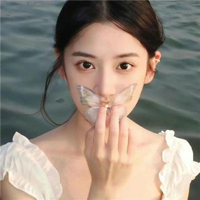 某天初恋闯进来